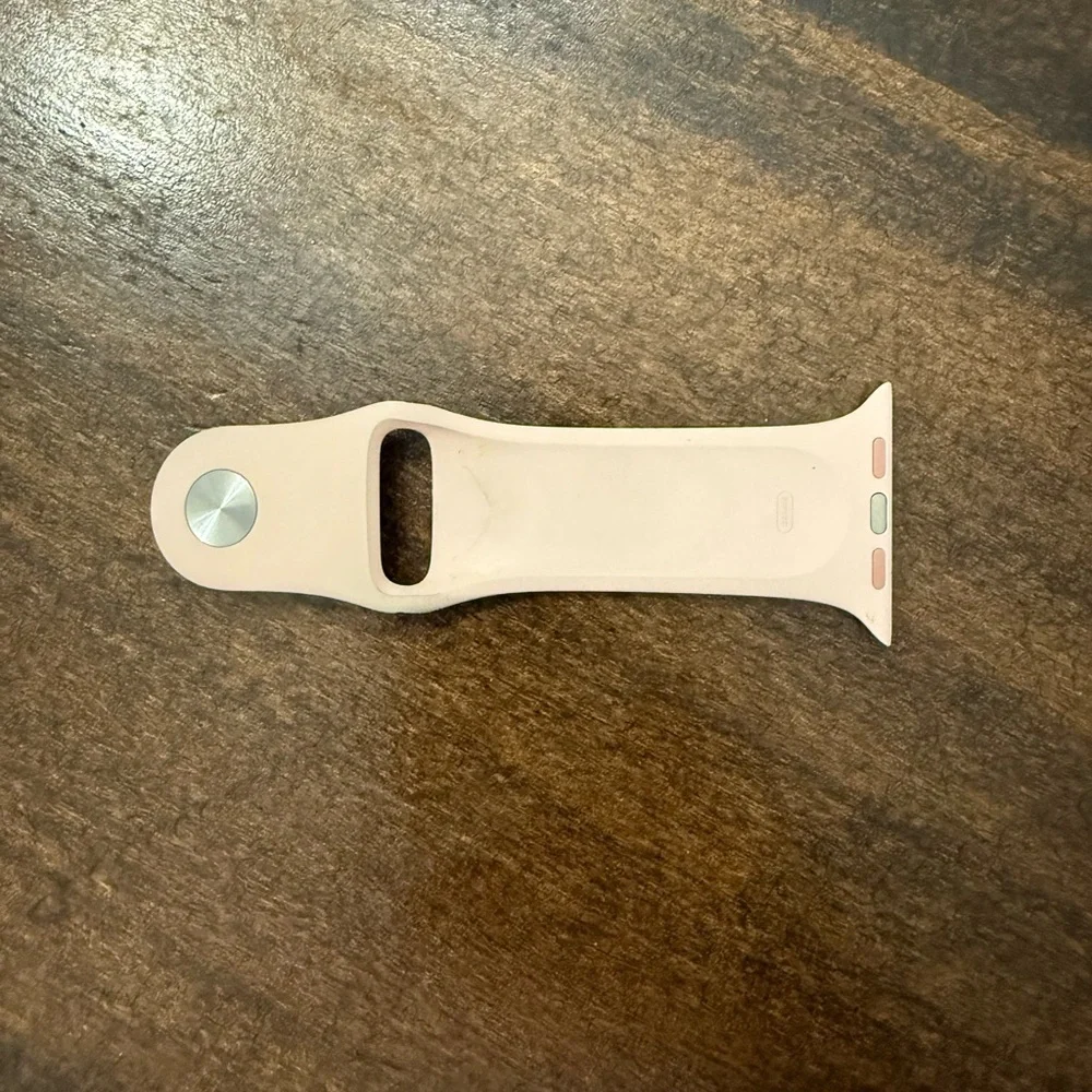 Apple smartwatch pink